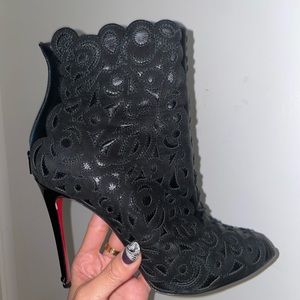 Christian Louboutin Booties toe/heel